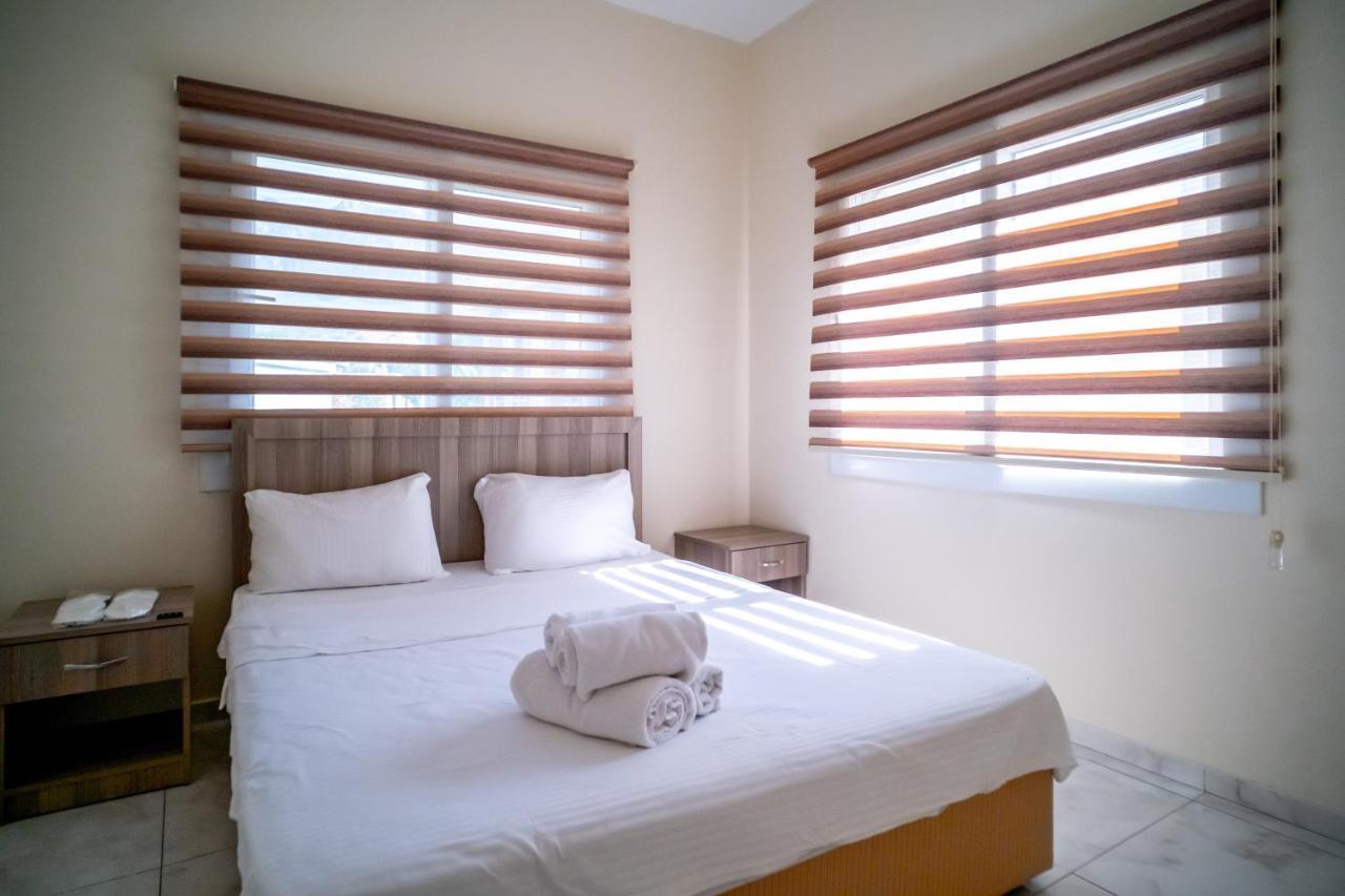 Spacious Two-Bedroom Apartment In Amazing Residence Escape Homes キレニア エクステリア 写真